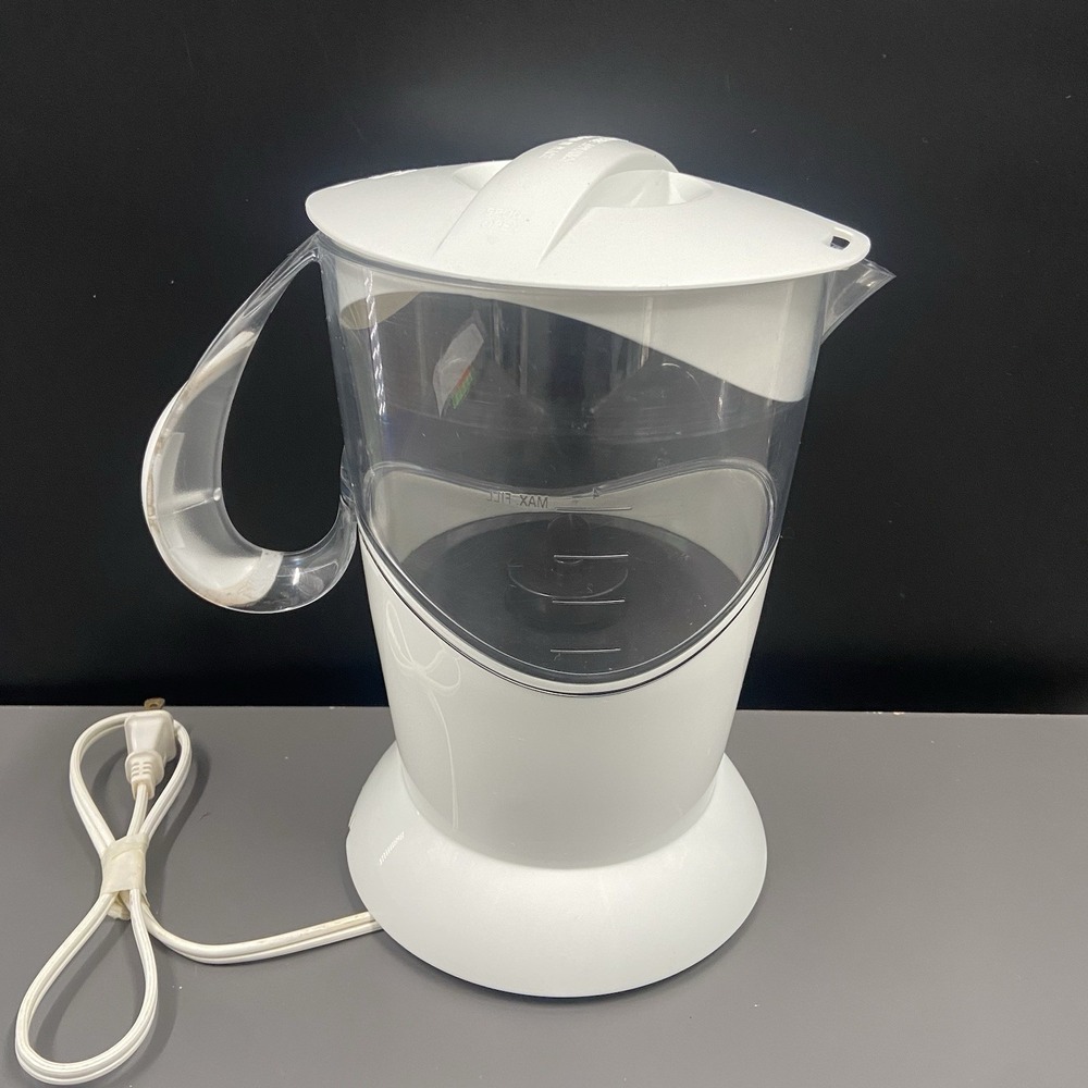 Mr. Coffee Cocomotion 4 Cup Automatic Hot Chocolate Cocoa Maker - White, Tested - Picture 3 of 4